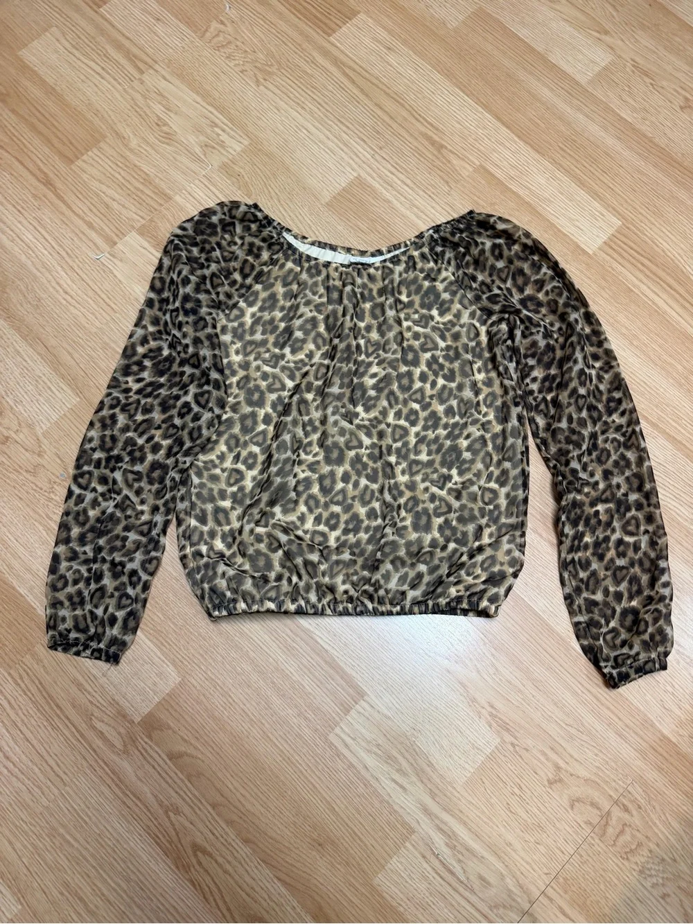 The Children’s Place Girls Leopard Print Bubble Hem Peasant Blouse Long Sleeve